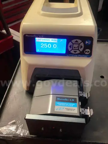 (1) Multichannel pump by Master-flex