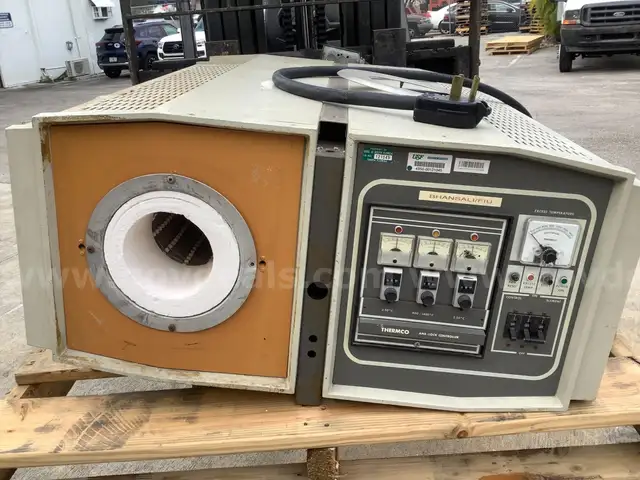 (1) Used Furnace for parts and repair
