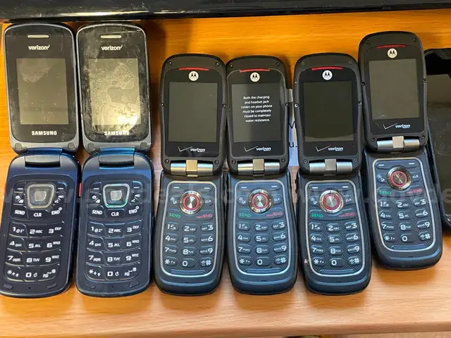 Lot of Six (6) Assorted Flip Phones, One (1) Kyocera Cell, & One New V-Tech Cordless Phone