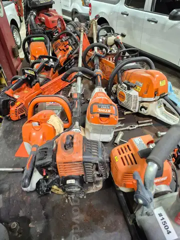 Lot of miscellaneous small equipment