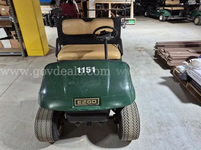 EZ-GO golf cart - gas engine