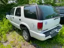 2000 Chevrolet Blazer LS 4-Door 4WD