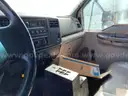 5-0473/ 2000 Ford F-650