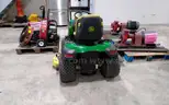 John Deere E160 Lawn tractor