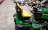 John Deere E160 Lawn tractor