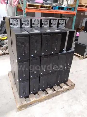 Lot of (36) HP i7 desk top computers.