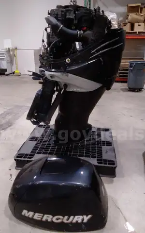 Mercury outboard 300H.P.  Model: 1300V23BD. For parts or repair.
