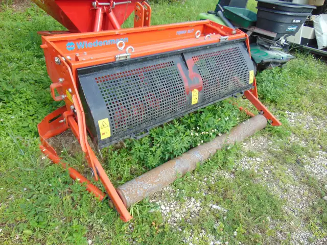 817840/ Wiedenmann Aerator. Model: Terra Slit Pros 25-18 #15