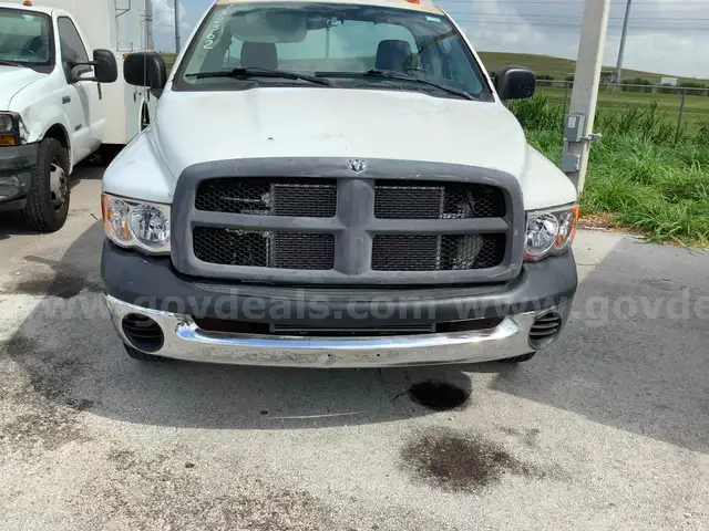 13-2362/ 2004 Dodge Ram 3500