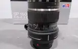 Tamron SP 150-600mm F/5-6.3 camera leans