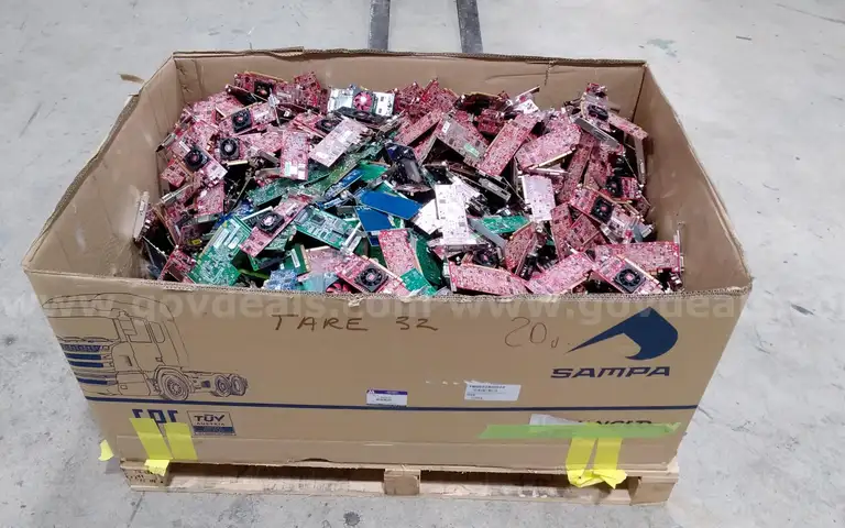 Lot of Scrap computer boards / Cards