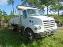 4-0338/ 2000 Sterling L7500, dump truck 12 cubic yards. Peo 26-01 #13