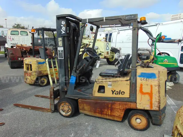 Yale forklift, Model: GLC050DENUAV83. MIA 26-05 Orange #4