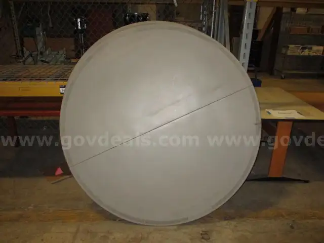 Plastic Round Table 60&#x22;