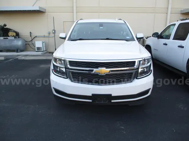 2016 Chevy Suburban S-25
