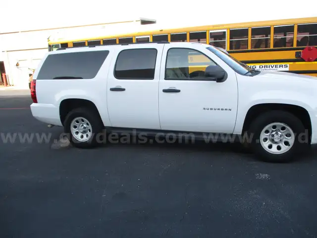 Chevy Suburban S-20