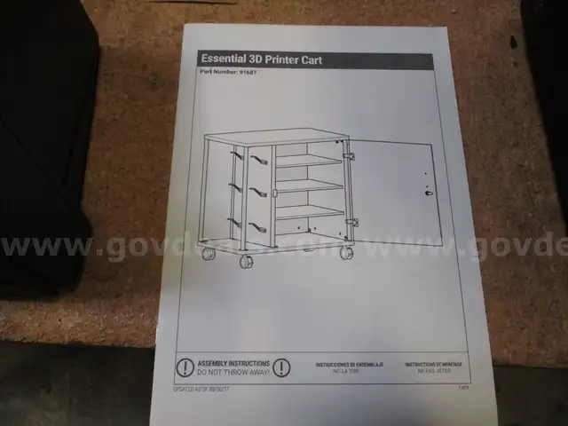 Unassembled/ Never been Used 3D Printer Cart