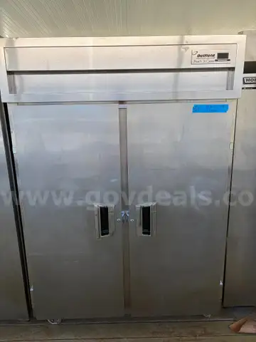 Delfield Reach In Cooler