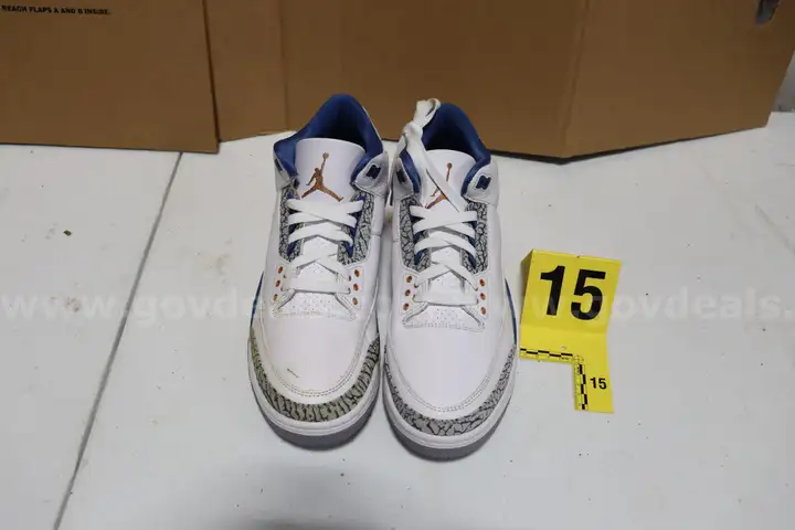 Size 10.5 Air Jordan 3