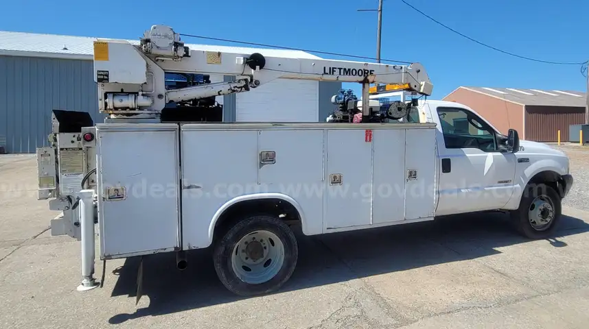 2004 Ford F-450 Mechanic Truck - BULLETPROOFED 6.0L Powerstroke Engine
