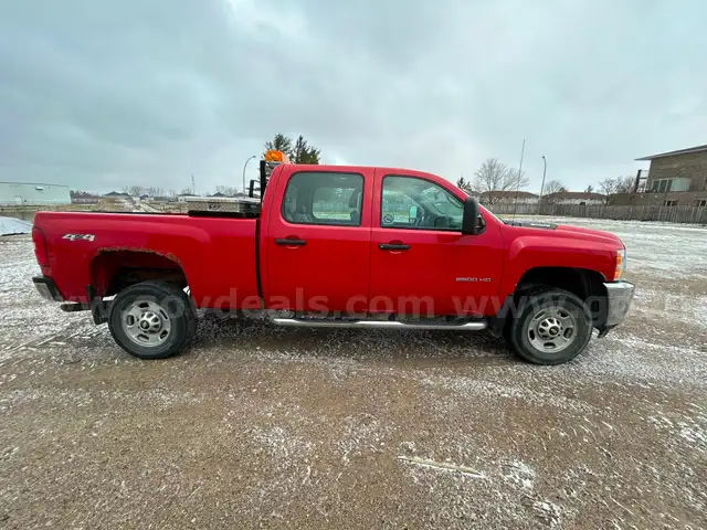 2014 Chevrolet Silverado 2500 Work Truck Ext. Cab 4WD