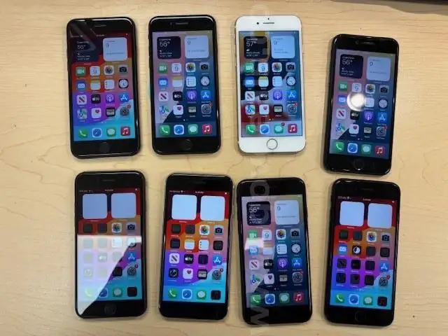 lot of 8 iPhone SE&#x27;s