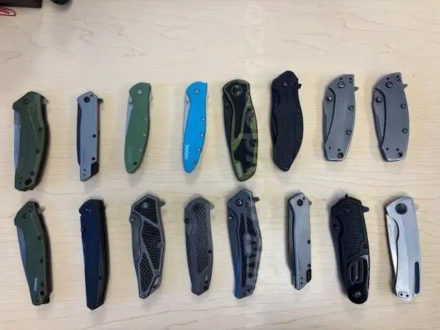 lot of Kershaw knives