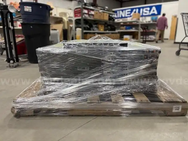 ***LOT OF SERVERS***