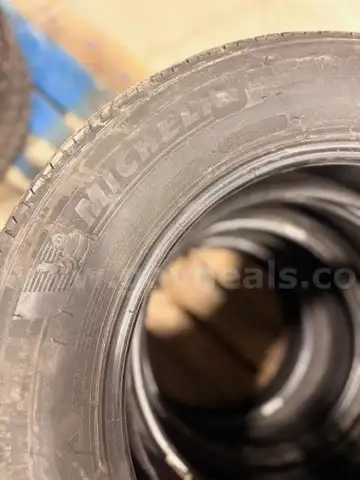 set of Michelin tires 225/65R17 **used**