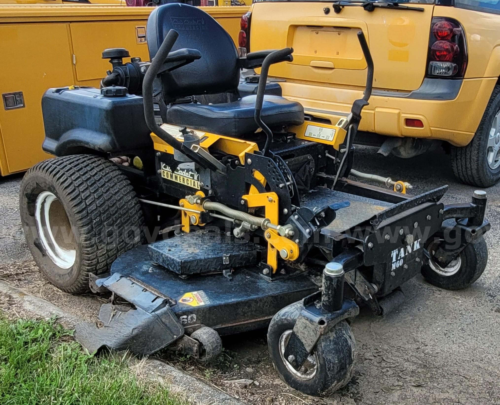 Hydrostatic Zero-Turn Commercial Riding Mower | AllSurplus