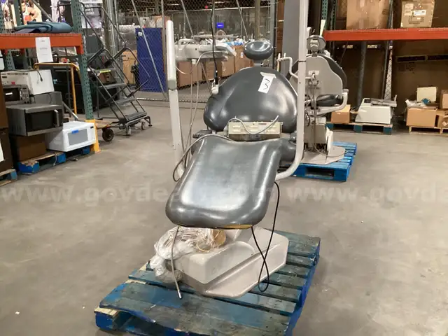 Cascade Dental Chair
