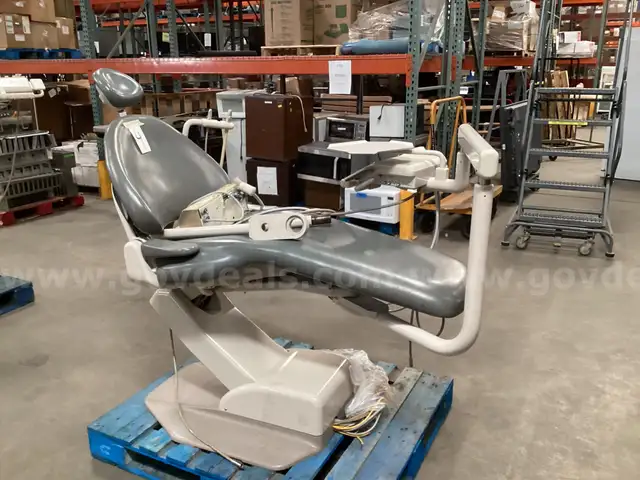 Cascade Dental Chair