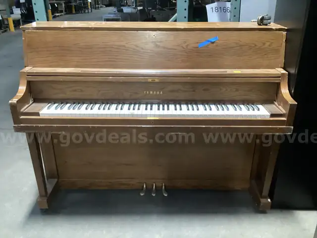 Yamaha Piano