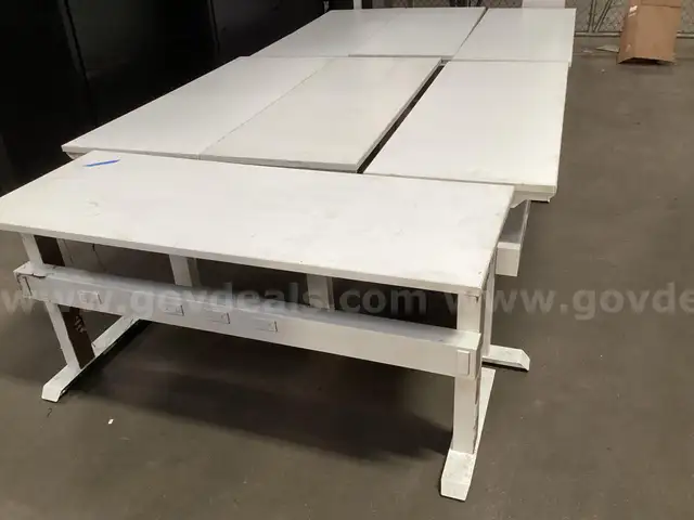 7 - Tables.