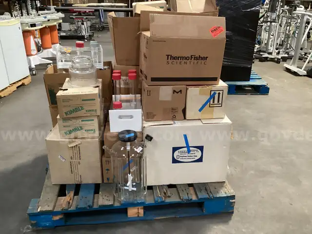 Pallet of Lab Use Glass Ware