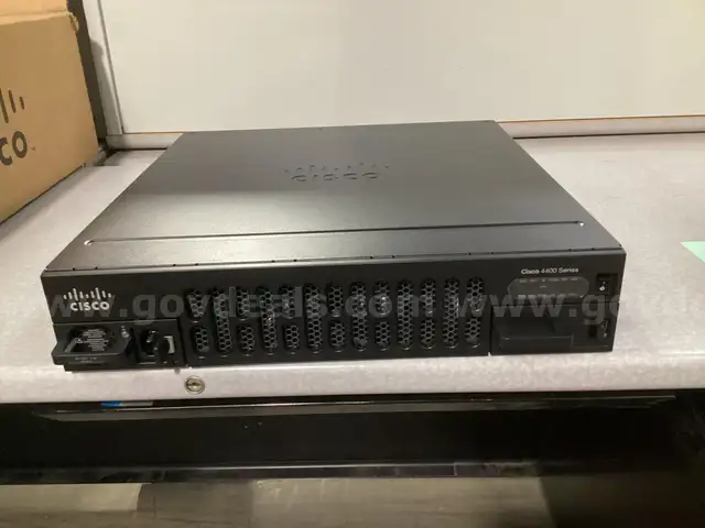 Cisco 4400 Series Model ISR4451 -X, Security Bundle Router