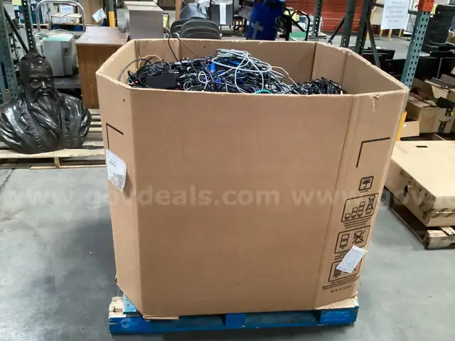 Gaylord of Wire 824 LBS
