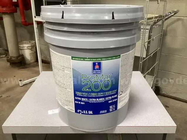 Partial 5 Gallon Bucket of Sherwin Williams Paint, Color # 7012 &#x22;CREAMY&#x22;