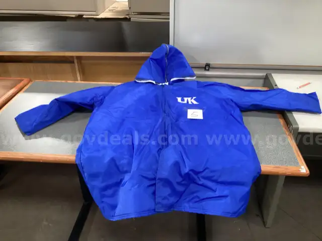 1 - Extra Large University of Kentucky Rain Coat.