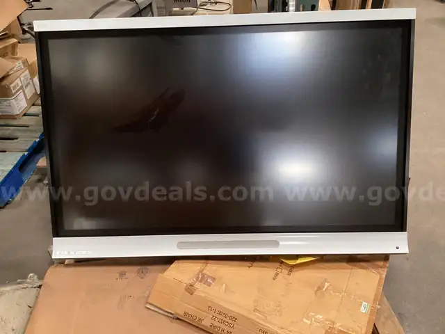 60&#x22; Smart Interactive LCD Monitor