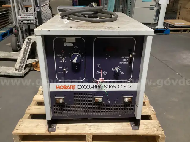 Hobart Excel - Arc 8065 CC/CV, ARC WELDER