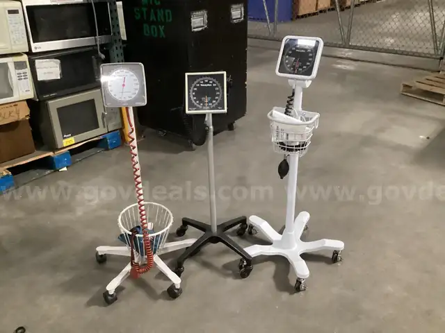 3 - Manual Blood Pressure Gauges