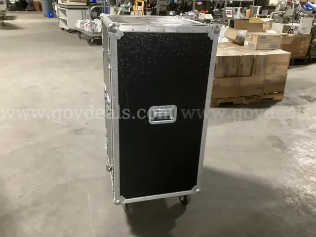 Rolling Hard Shell Case.