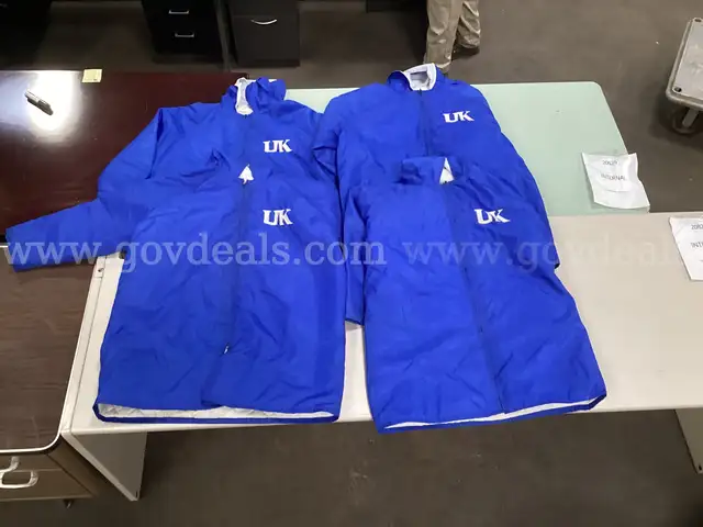 4 - No Size University of Kentucky Raincoats