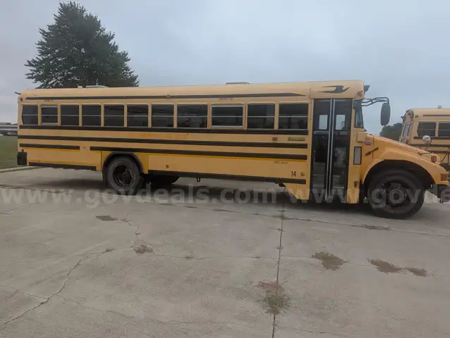 2005 Blue Bird Vision