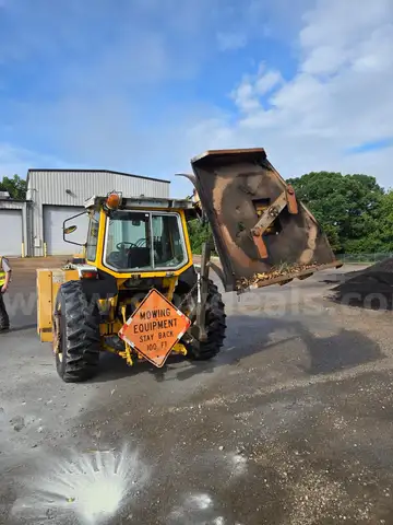 1990 Ford 6610 Boom Mower