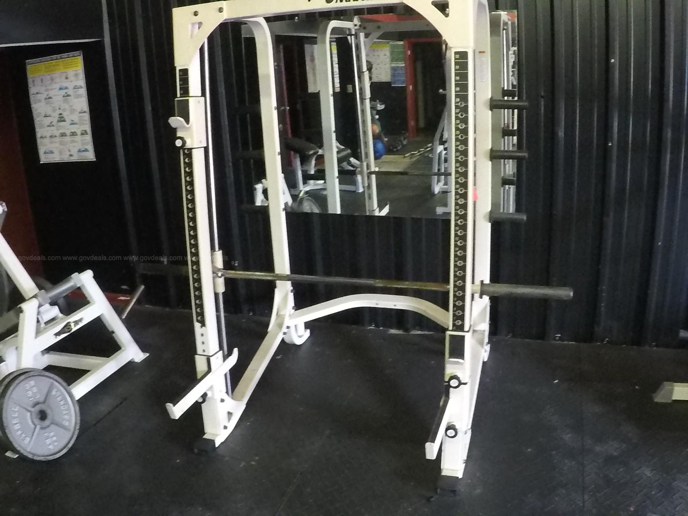 Used nautilus smith machine best sale for sale