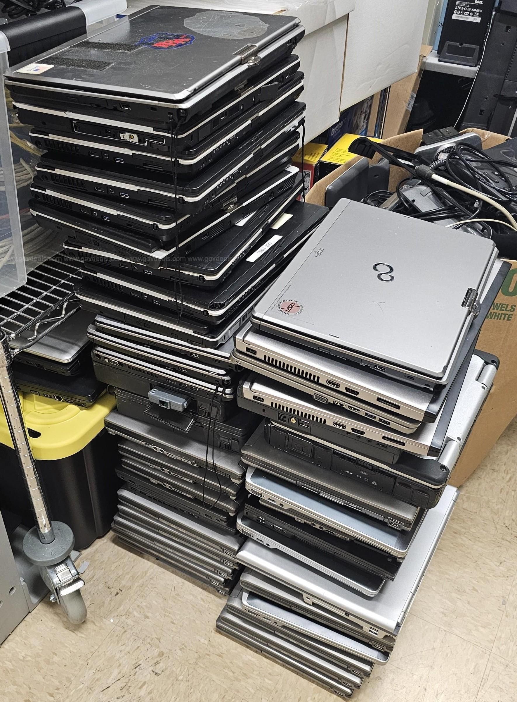 Laptop outlet Lot