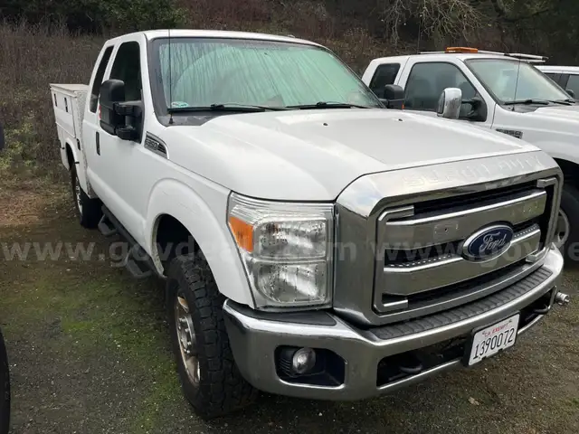 2015 Ford F-350 SD XLT Superduty