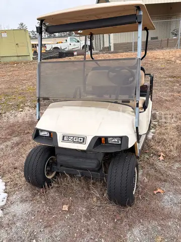 GOLF CART